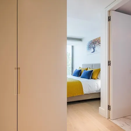 Portugal Portfolio - Legacy カスカイス