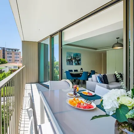 Portugal Portfolio - Legacy カスカイス